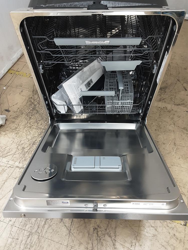 Dishwashers / 82cm Dishwasher BI Classic S/Steel DBI243IB.S.AU ASKO Clearance Centre